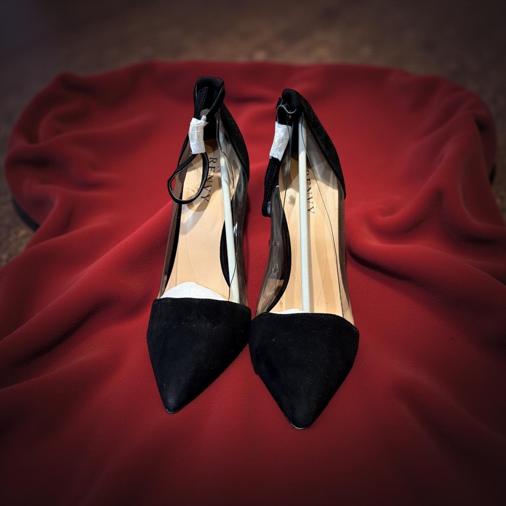Renvy Black Suede Women's Heels